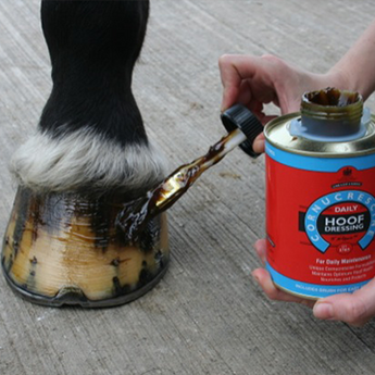 CDM Cornucrescine Daily Hoof Dressing - Equinics